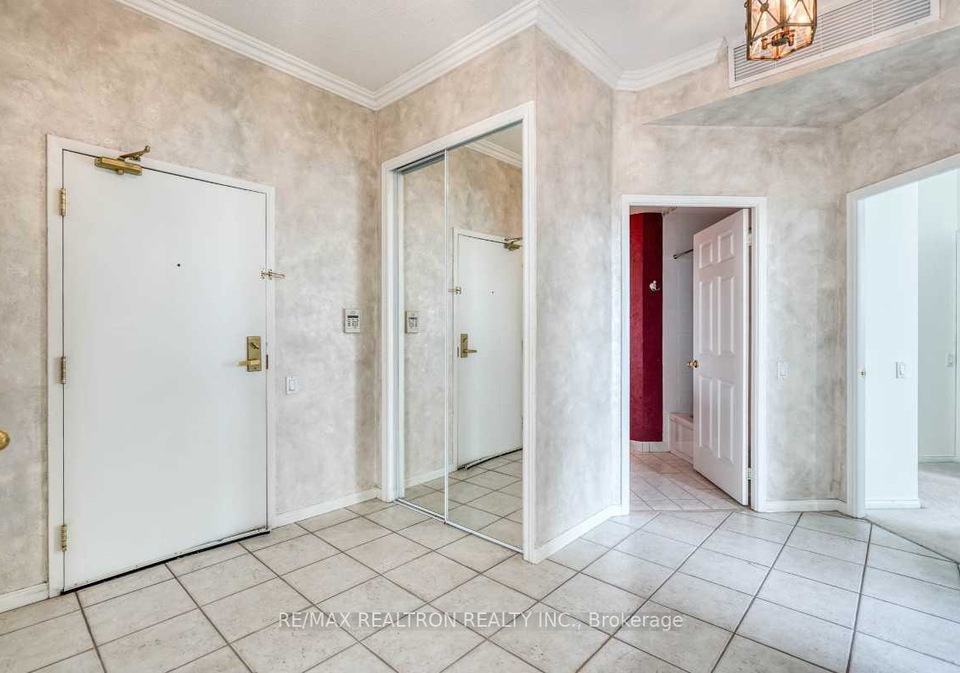 5-emerald-lane-vaughan-ontario-n13629966