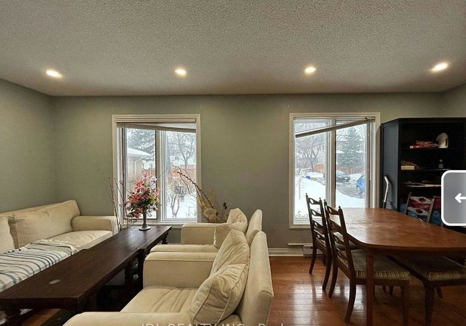 110-robinson-st-street-markham-ontario-n13630024