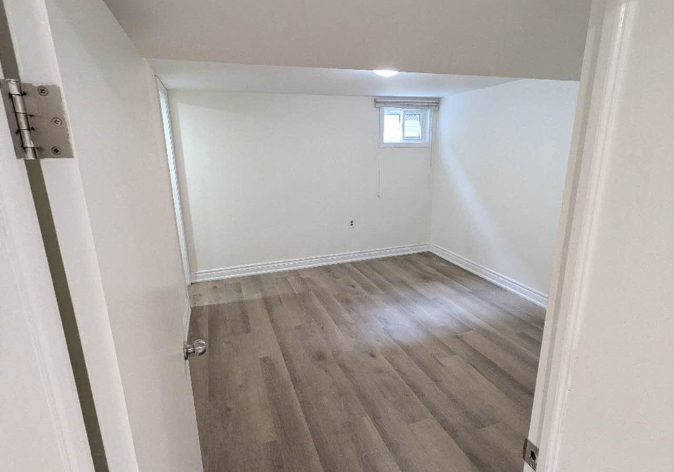 345-centre-street-e-richmond-hill-ontario-n13630530