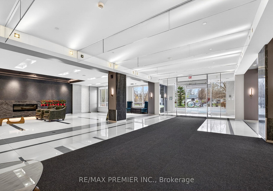 7167-yonge-street-markham-ontario-n13630582