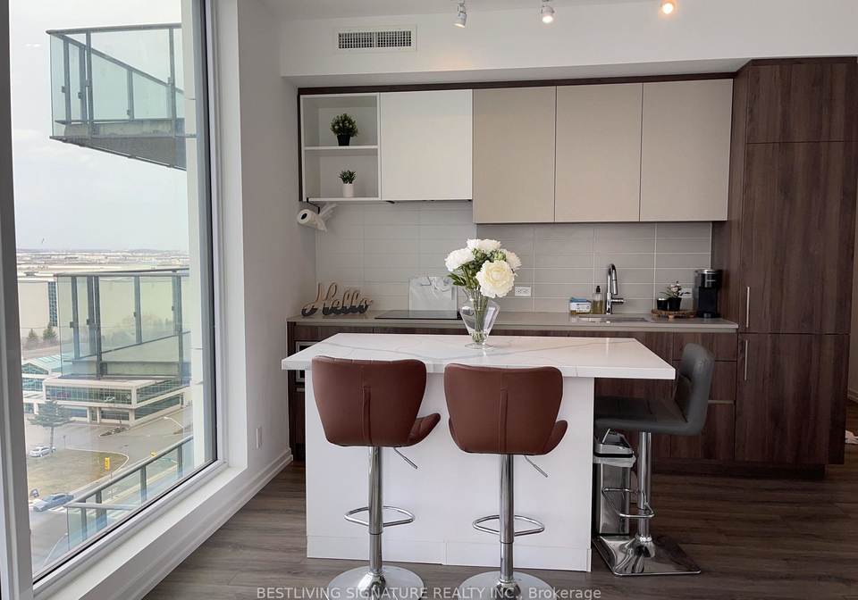 7890-jane-street-vaughan-ontario-n13630714