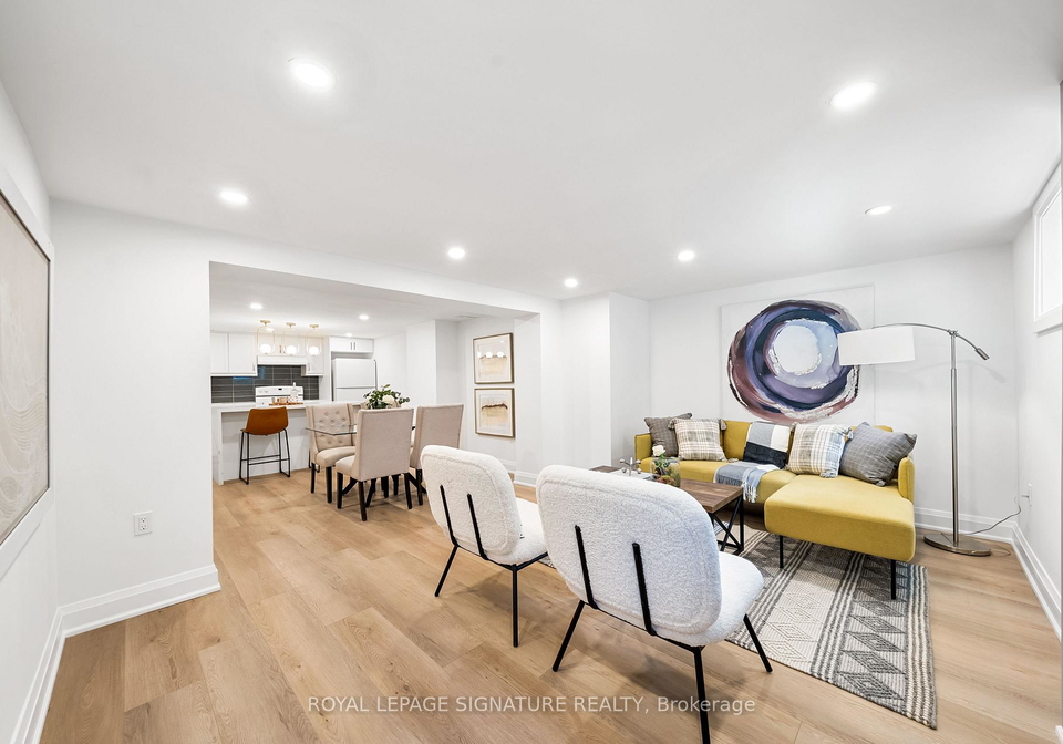 247-kathryn-crescent-newmarket-ontario-n13630718