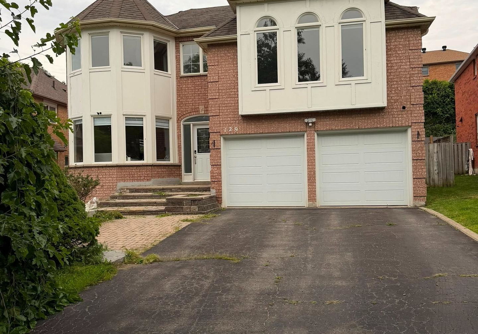 129-mcclellan-way-aurora-ontario-n13631036