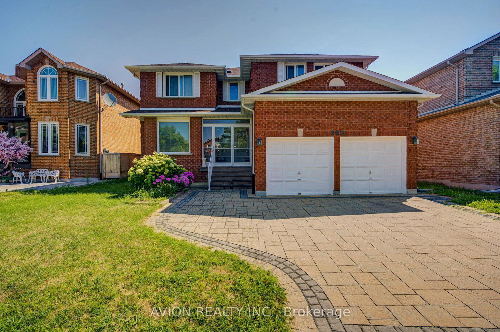 203-valleymede-drive-richmond-hill-ontario-n13631178