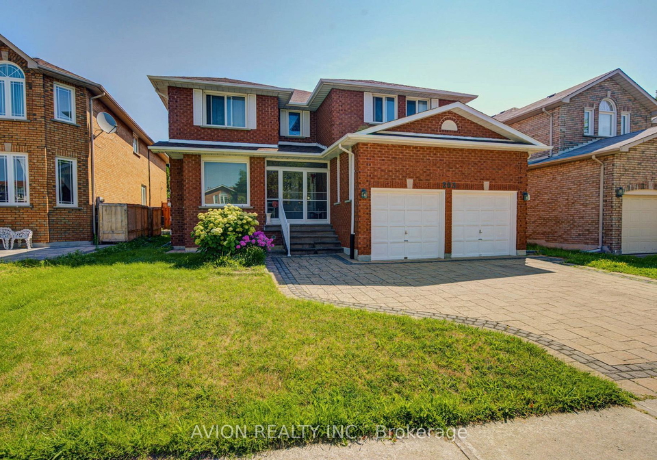 203-valleymede-drive-richmond-hill-ontario-n13631178