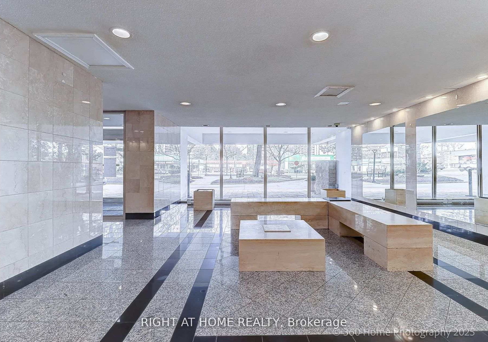 1-royal-orchard-boulevard-markham-ontario-n13631346