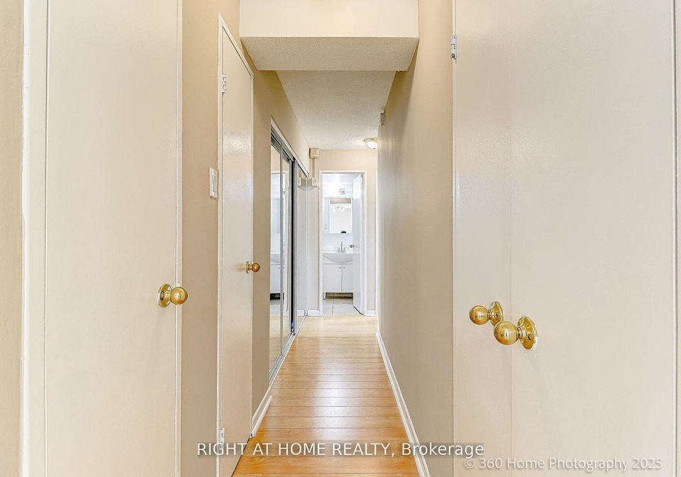 1-royal-orchard-boulevard-markham-ontario-n13631346