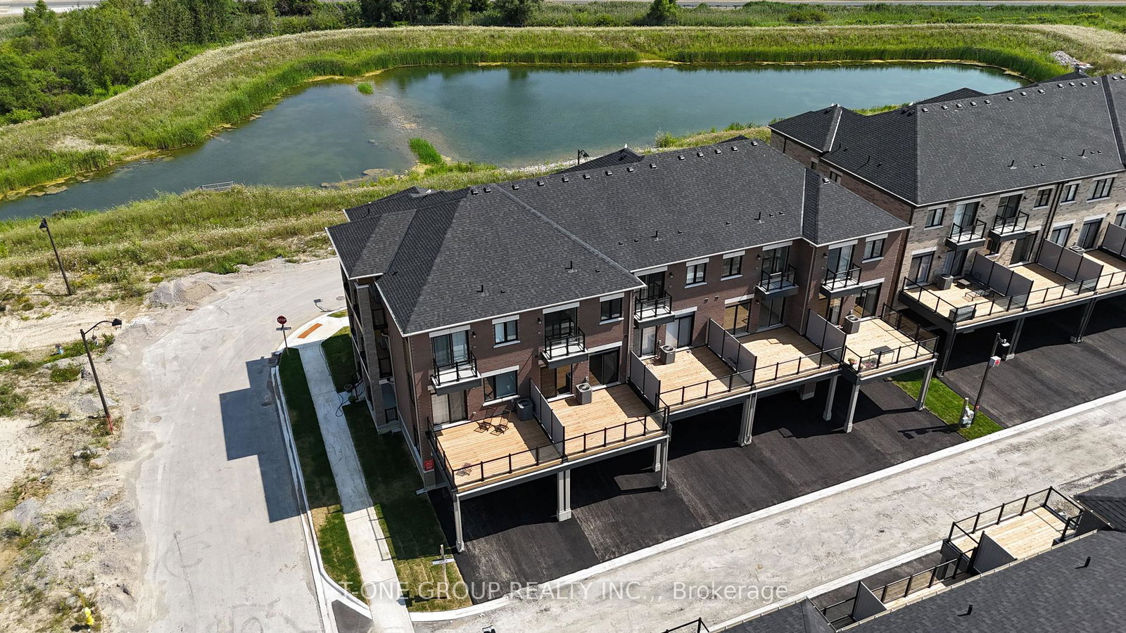 198-markham-veterans-street-markham-ontario-n13631536