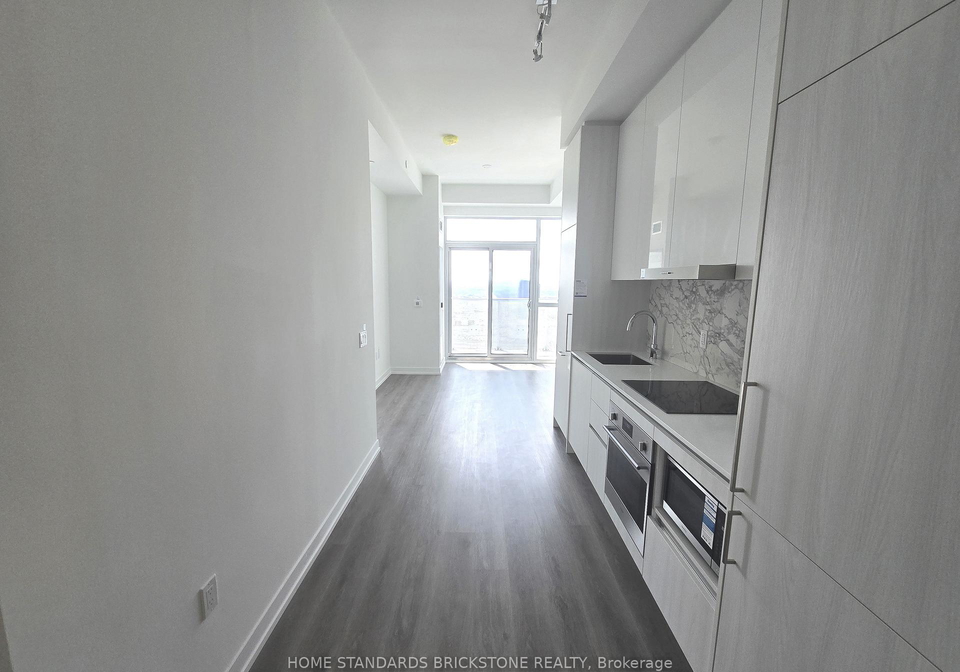 225-commerce-street-vaughan-ontario-n13631618