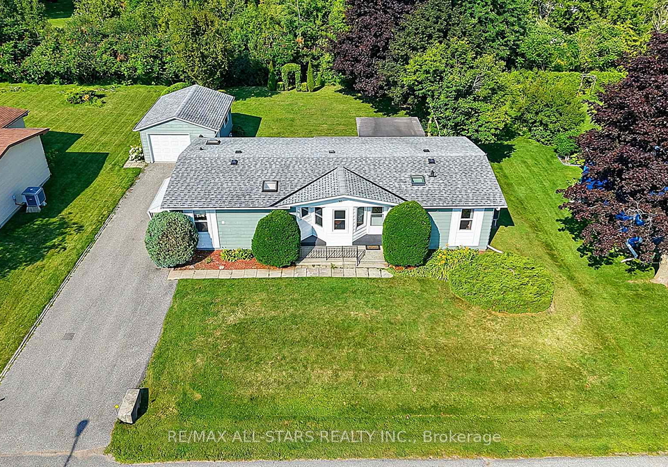 30-damsel-circle-georgina-ontario-n13631644