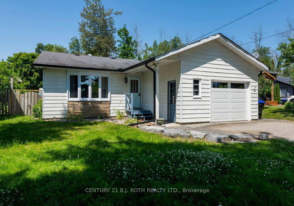 922-elizabeth-avenue-innisfil-ontario-n13632452