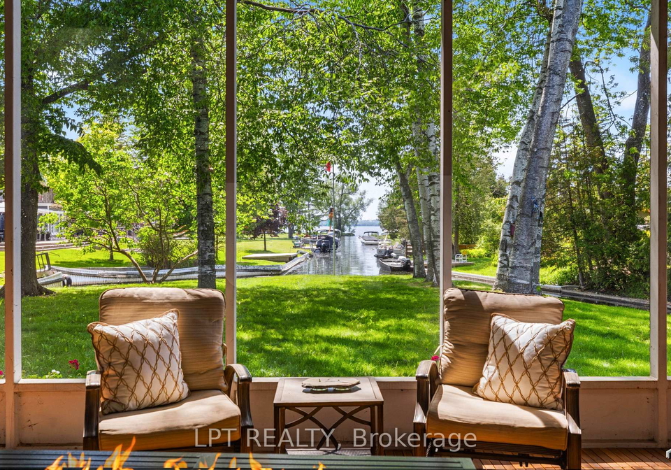 204-the-queensway-s-georgina-ontario-n13632680
