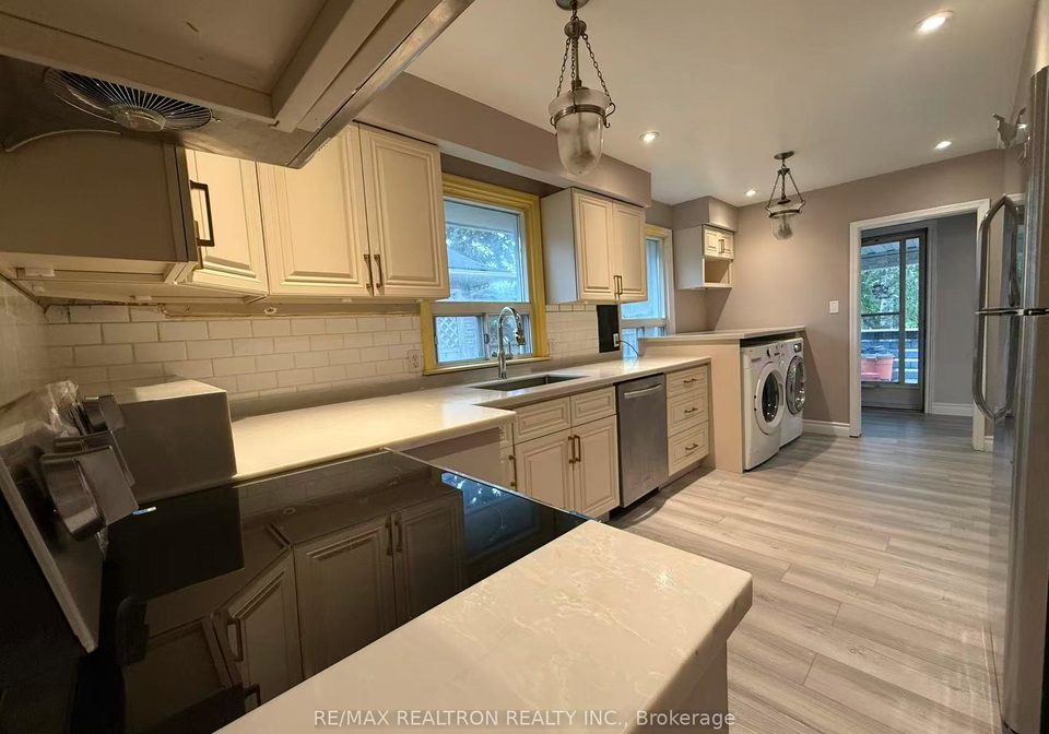 47-beaverton-road-s-richmond-hill-ontario-n13632798