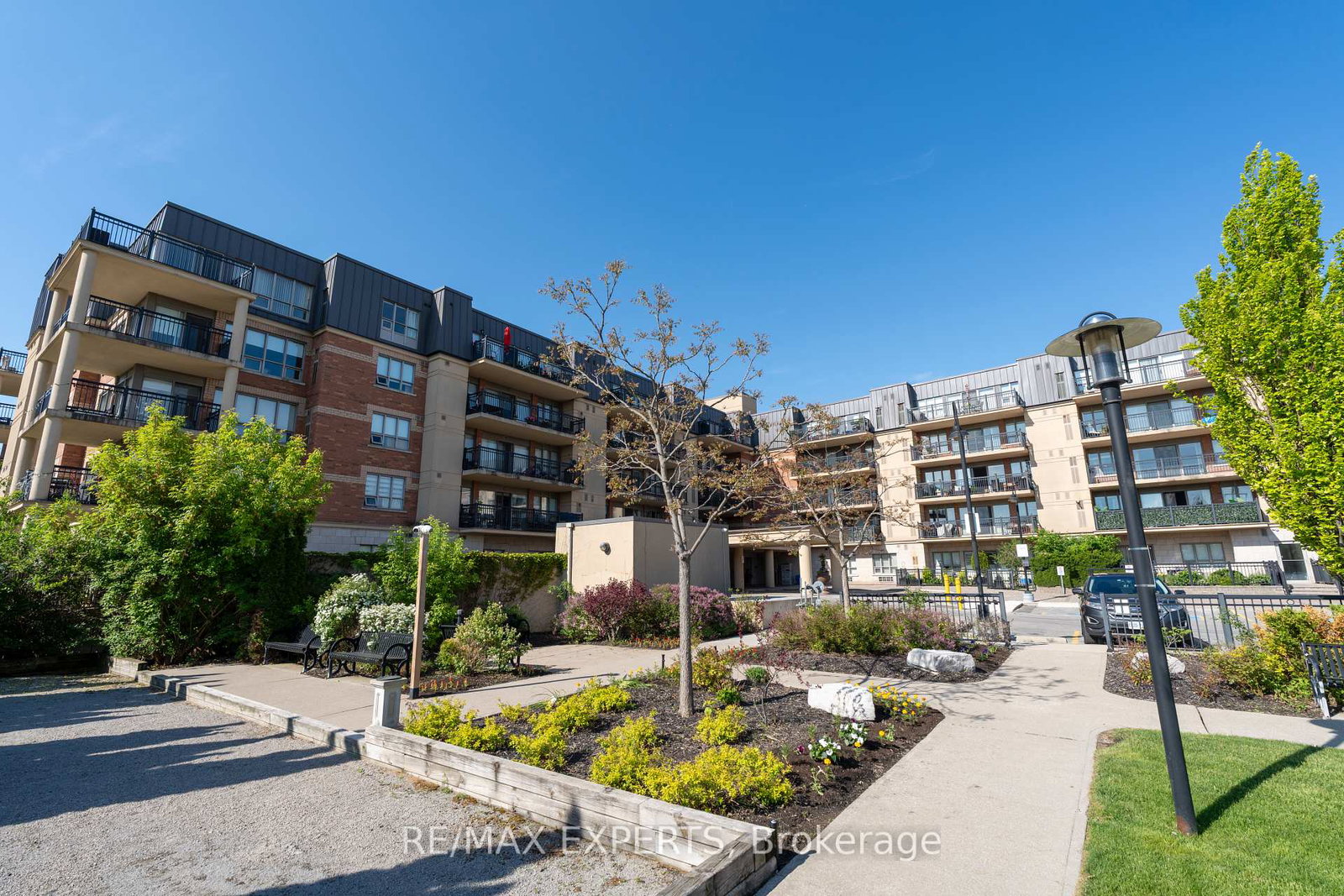 8026-kipling-avenue-vaughan-ontario-n13632812
