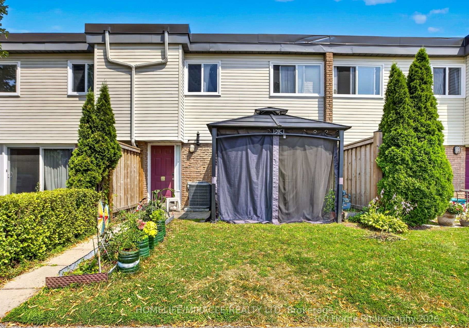 74-springfair-avenue-aurora-ontario-n13632882