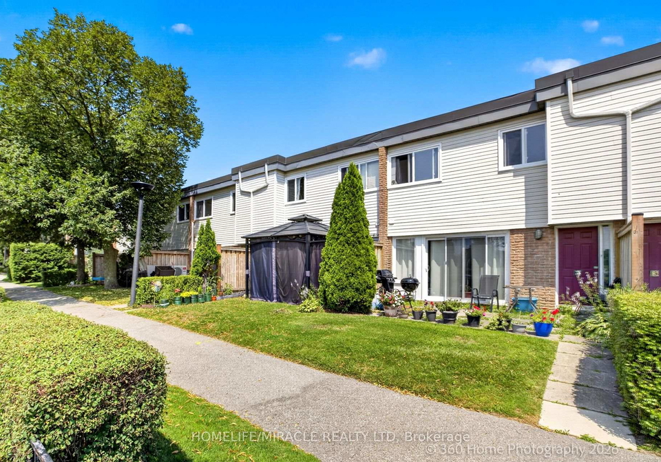 74-springfair-avenue-aurora-ontario-n13632882