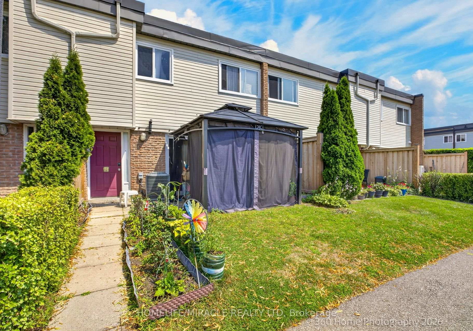 74-springfair-avenue-aurora-ontario-n13632882