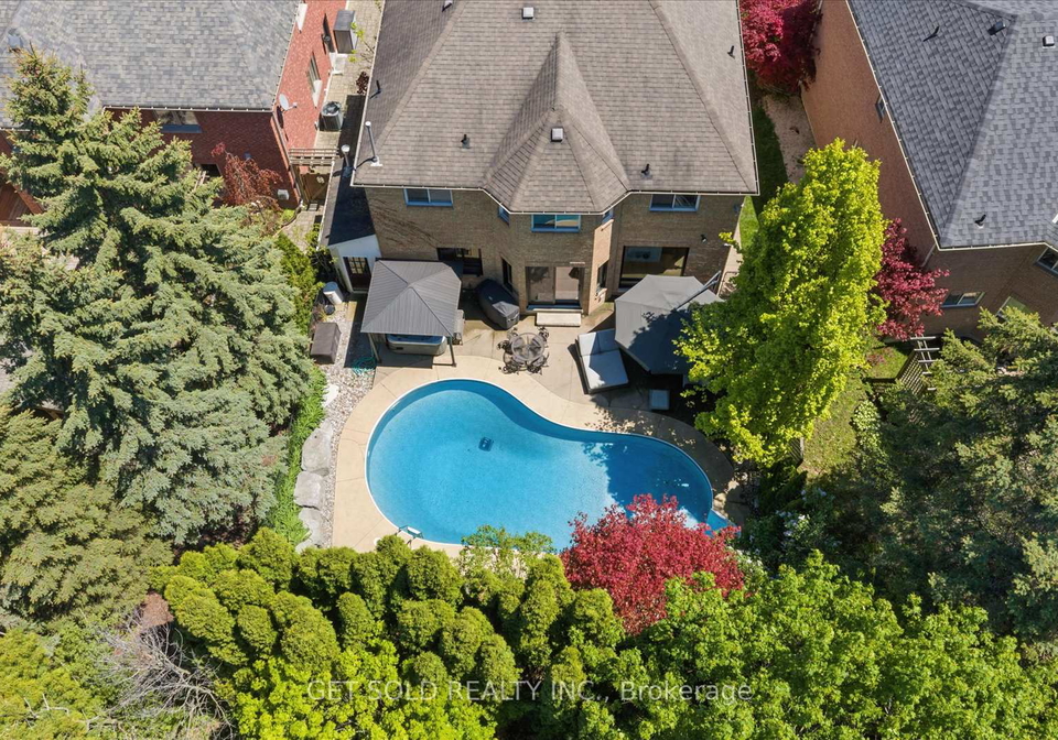 64-spence-drive-aurora-ontario-n13633348