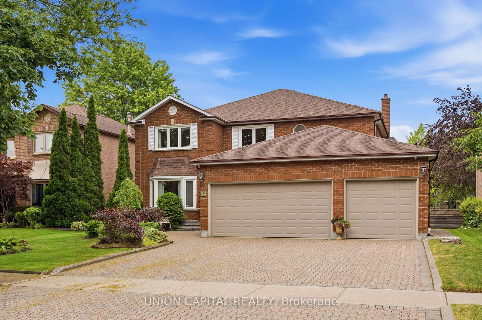 10-myers-boulevard-richmond-hill-ontario-n13633604