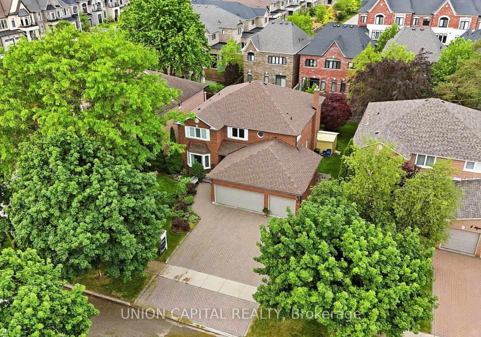 10-myers-boulevard-richmond-hill-ontario-n13633604