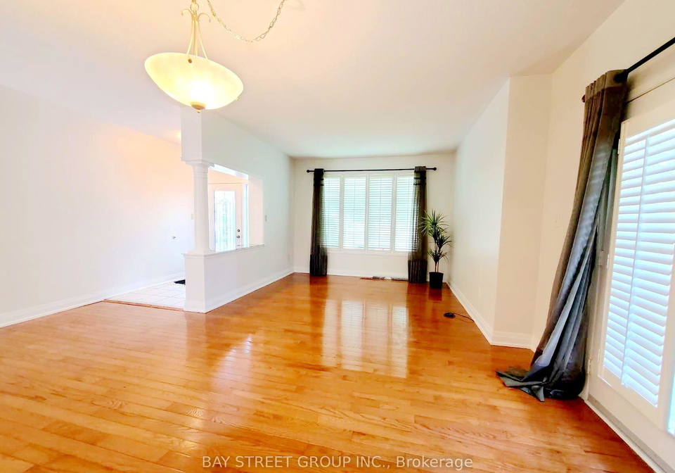 89-skywood-drive-richmond-hill-ontario-n13633682