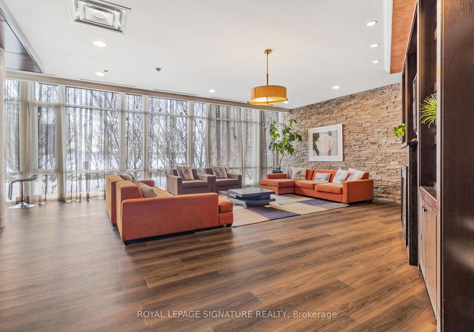 39-upper-duke-crescent-markham-ontario-n13633782