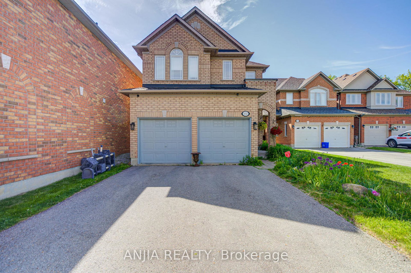 132-estate-garden-drive-richmond-hill-ontario-n13634324
