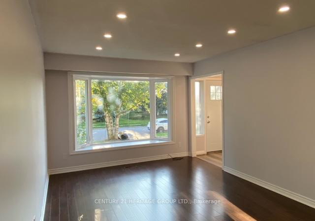 779-greenfield-crescent-newmarket-ontario-n13634354