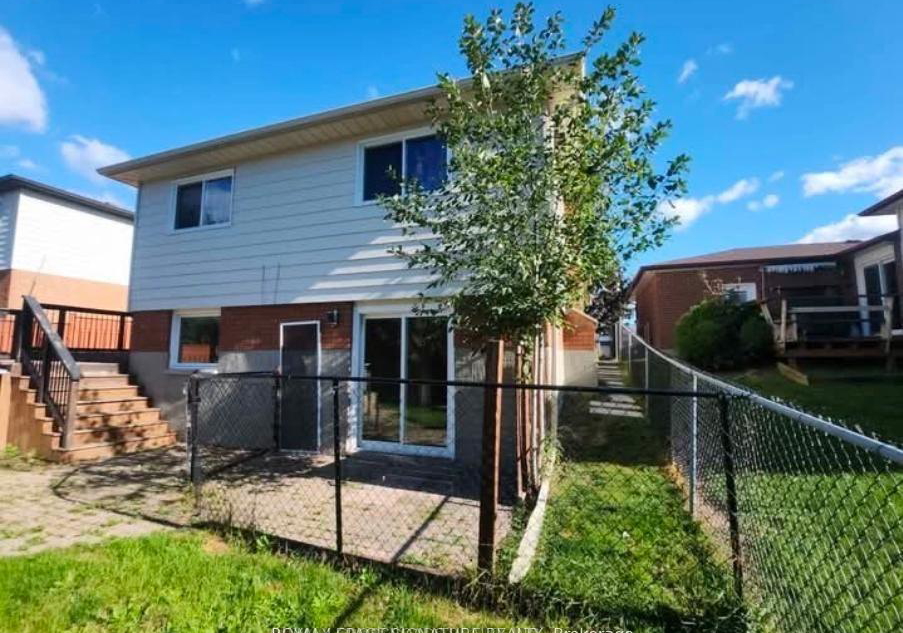 304-orsi-avenue-bradford-west-gwillimbury-ontario-n13634386