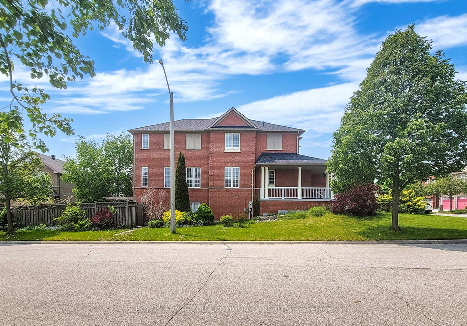 39-lark-crescent-richmond-hill-ontario-n13634412