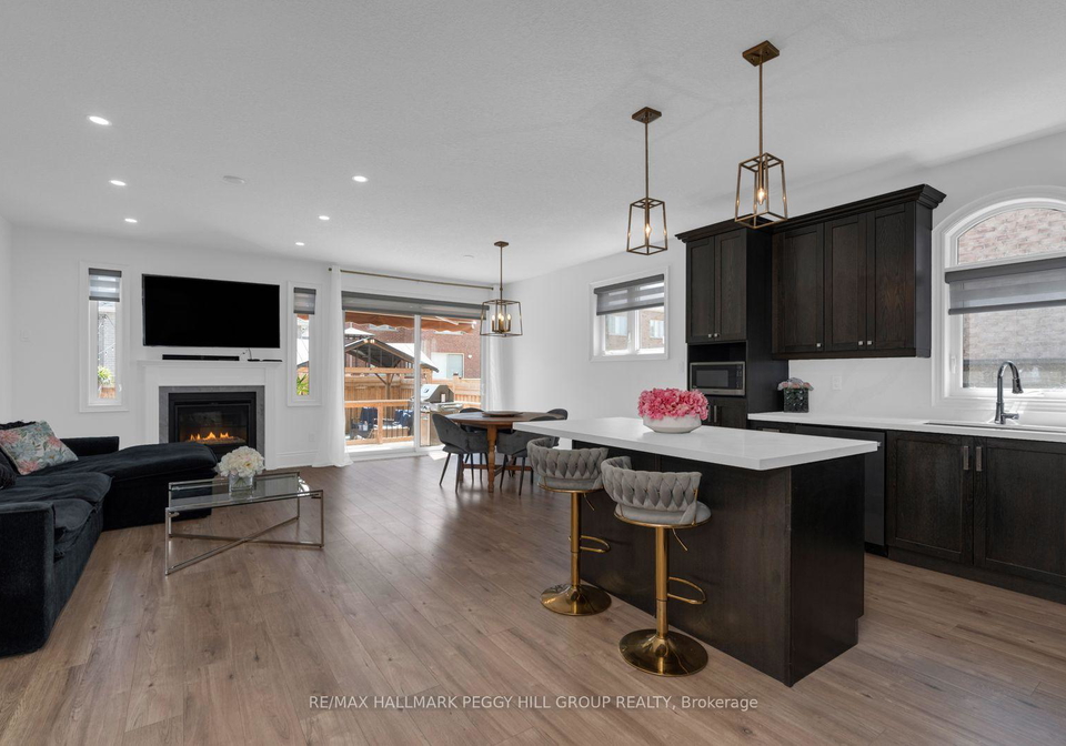 5-wood-crescent-essa-ontario-n13634752