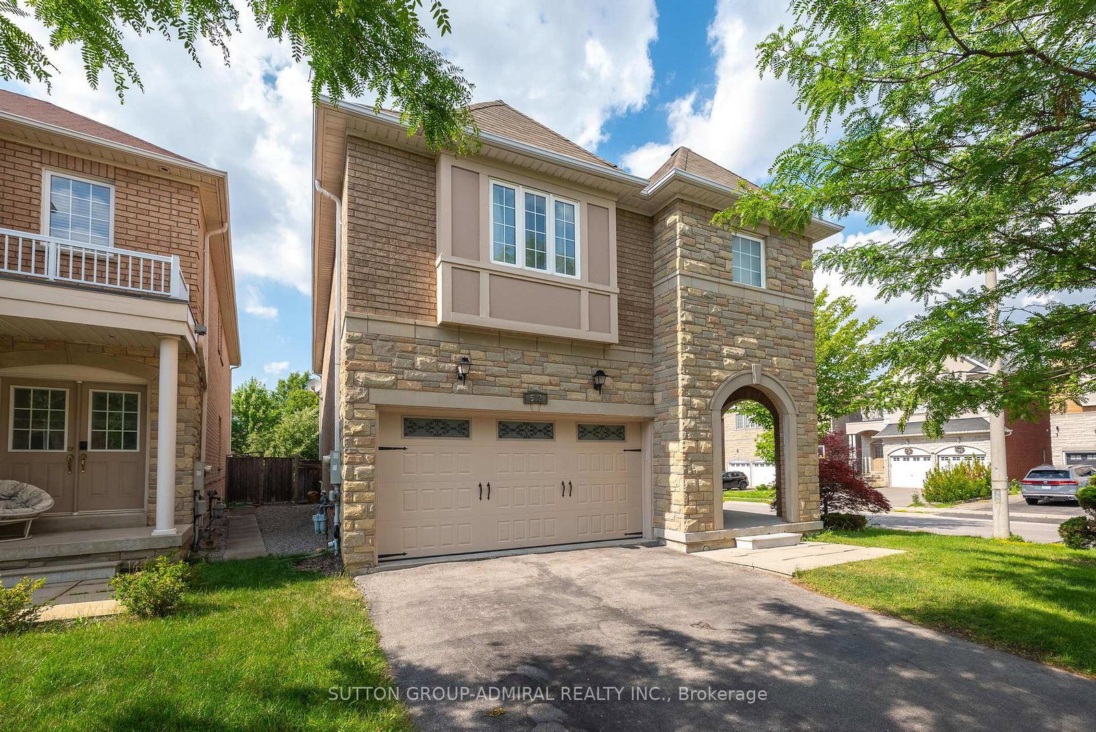 502-apple-blossom-drive-vaughan-ontario-n13634786