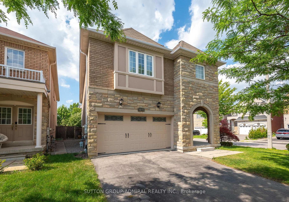 502-apple-blossom-drive-vaughan-ontario-n13634786
