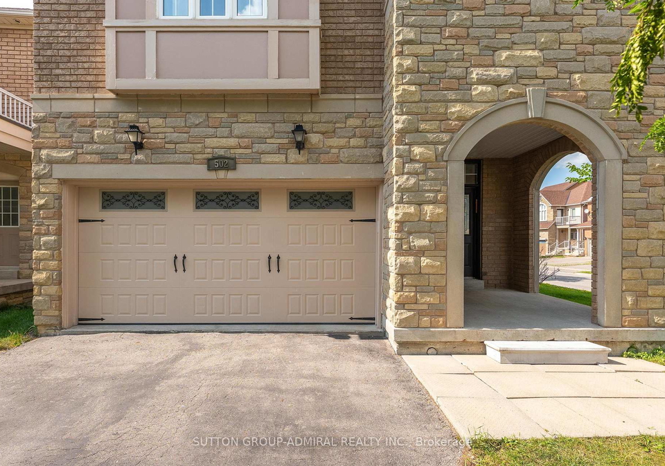 502-apple-blossom-drive-vaughan-ontario-n13634786