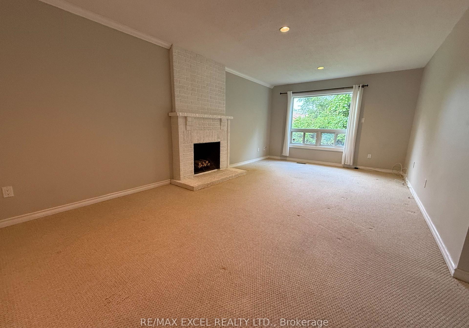 197-lancaster-avenue-newmarket-ontario-n13635194