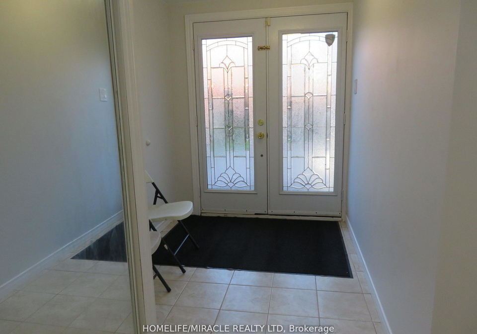 10-pine-bough-manor-richmond-hill-ontario-n13635362