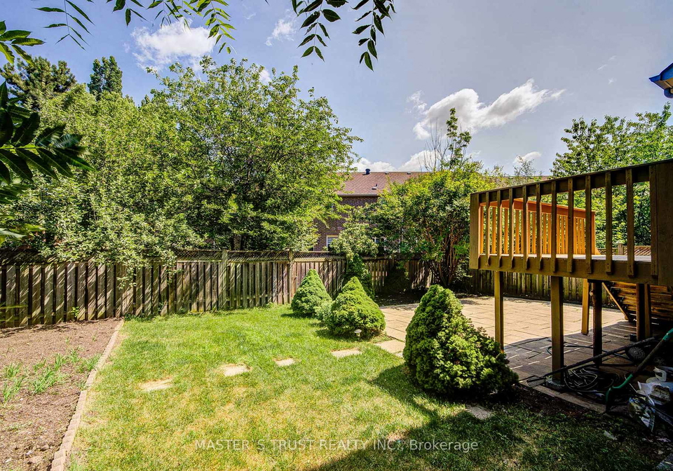 33-levellands-crescent-richmond-hill-ontario-n13635650