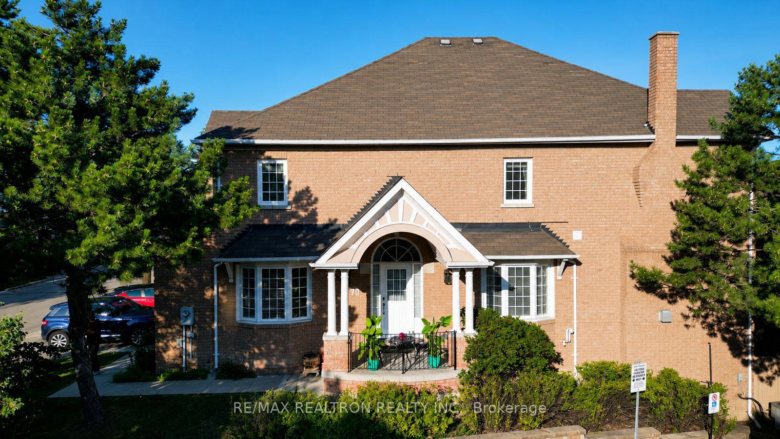 190-harding-boulevard-w-richmond-hill-ontario-n13635702