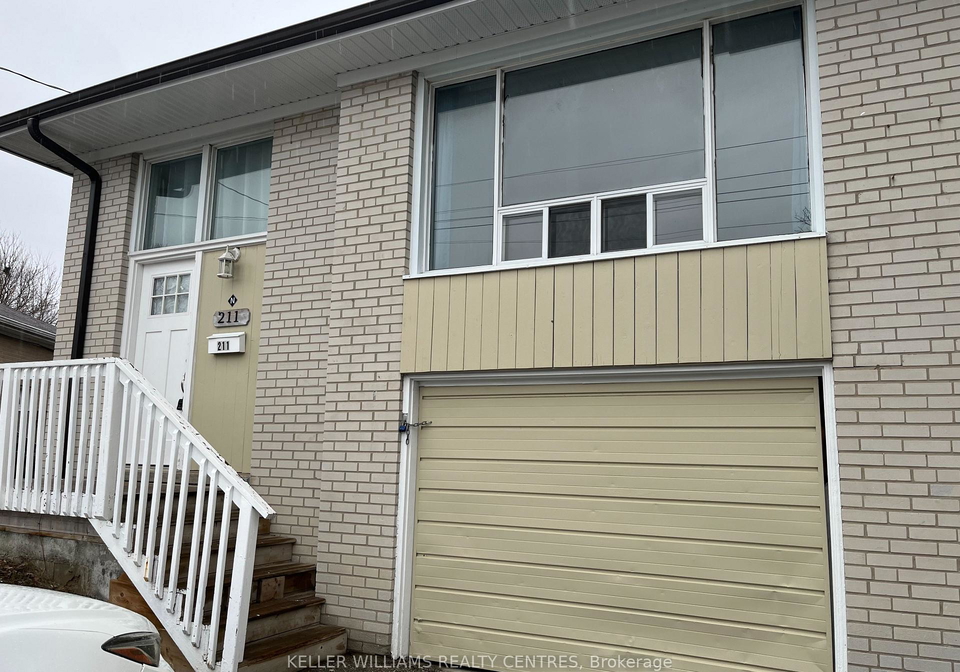 211-silverbirch-drive-newmarket-ontario-n13635742