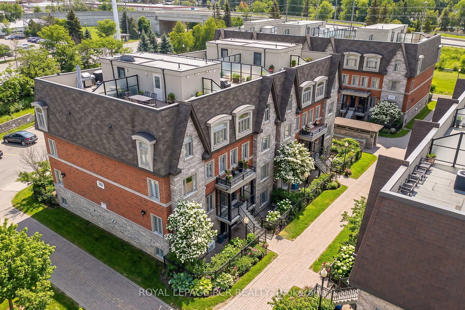 326-john-street-markham-ontario-n13636268