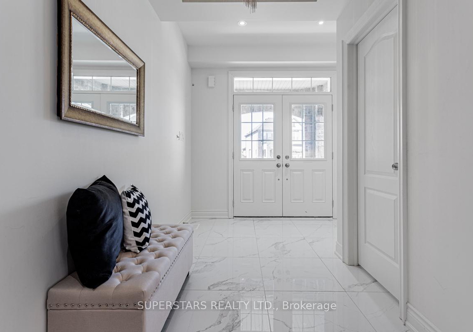 11-empire-drive-bradford-west-gwillimbury-ontario-n13636386