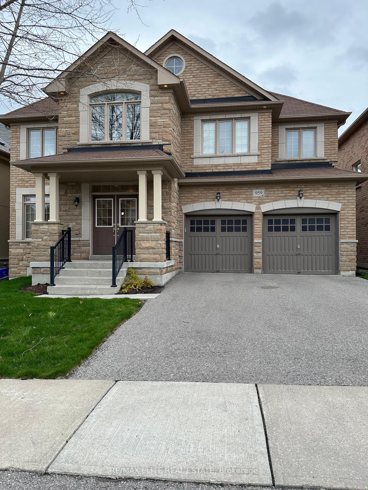 959-ernest-cousins-circle-newmarket-ontario-n13636450
