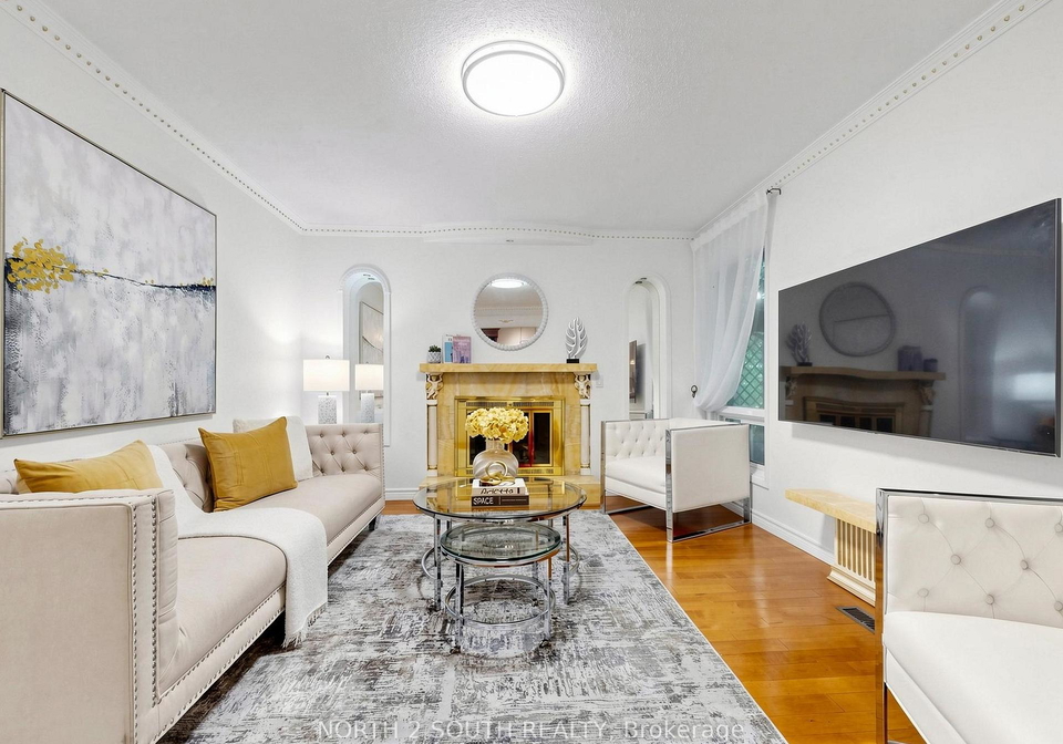 19-roosevelt-drive-richmond-hill-ontario-n13636680