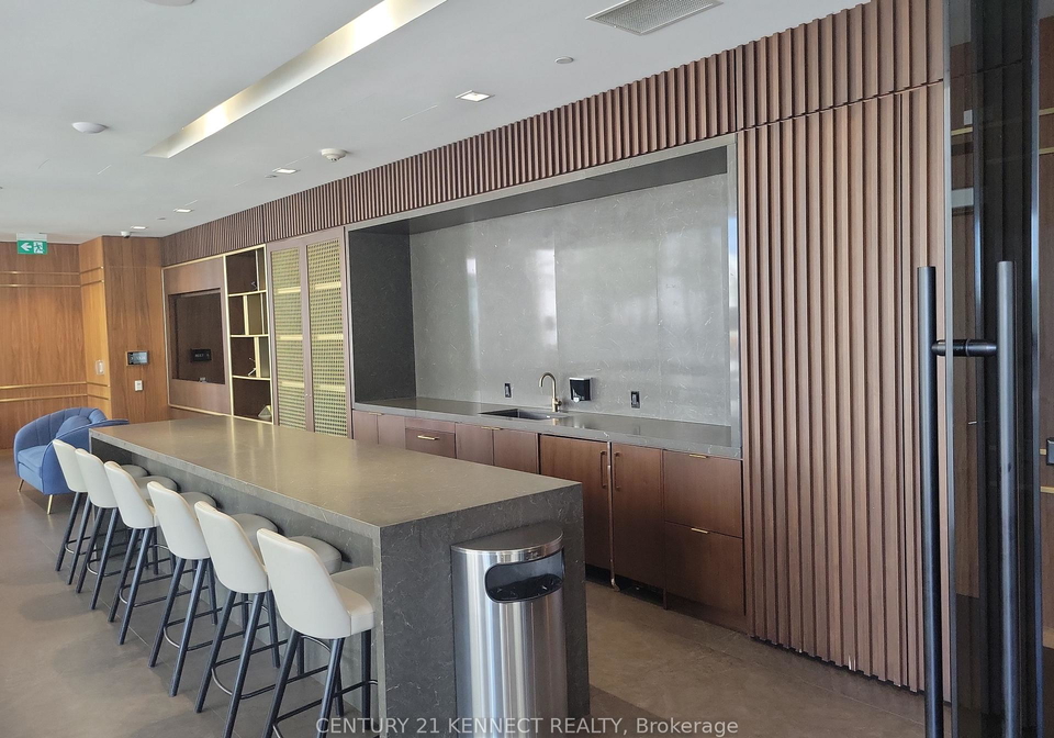 950-portage-parkway-vaughan-ontario-n13637350