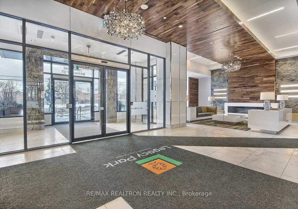 7890-bathurst-street-vaughan-ontario-n13637818