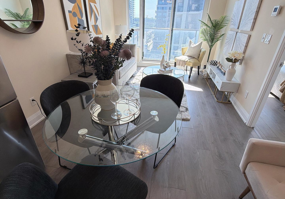 396-highway-7-road-e-richmond-hill-ontario-n13637830