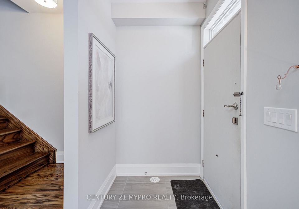 392-highway-7-road-e-richmond-hill-ontario-n13637892