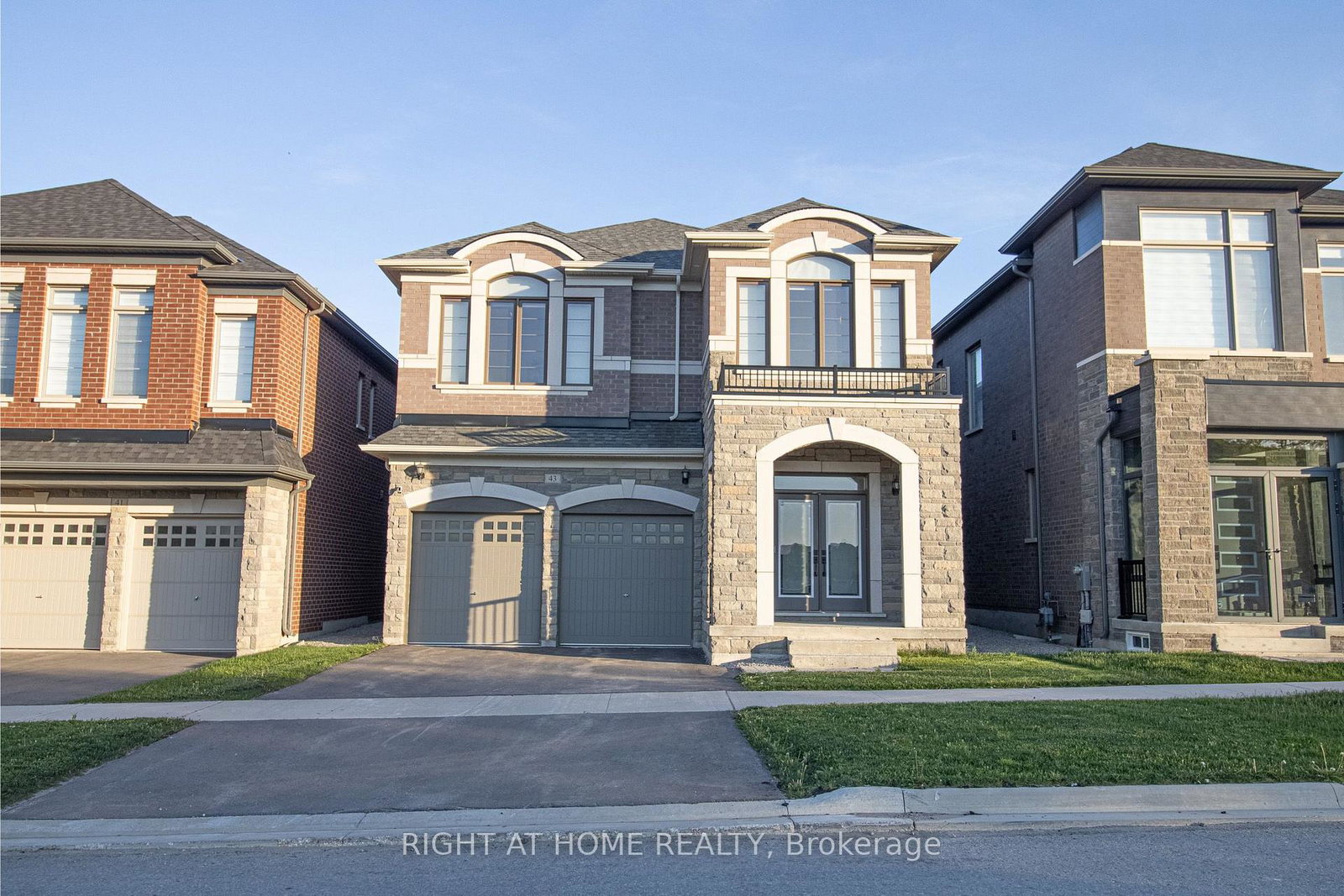 43-longworth-avenue-richmond-hill-ontario-n13638106