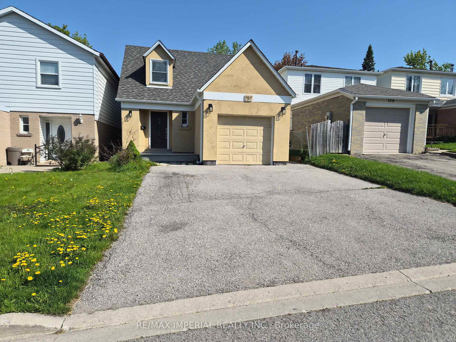 757-pam-crescent-newmarket-ontario-n13638150