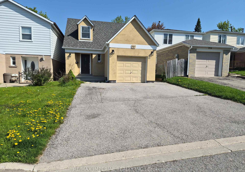 757-pam-crescent-newmarket-ontario-n13638150